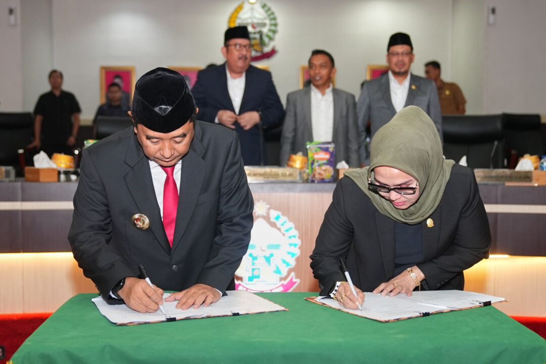 Pertama Kalinya, DPRD Sulsel Ketuk Palu APBD Pokok 2024 di Awal November