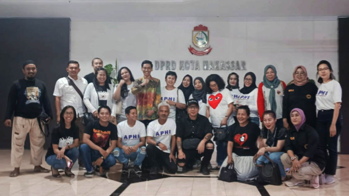 Anjing Mati Diduga Ditabrak Mobil Milik Profesor, Pecinta Hewan Mengadu ke Dewan