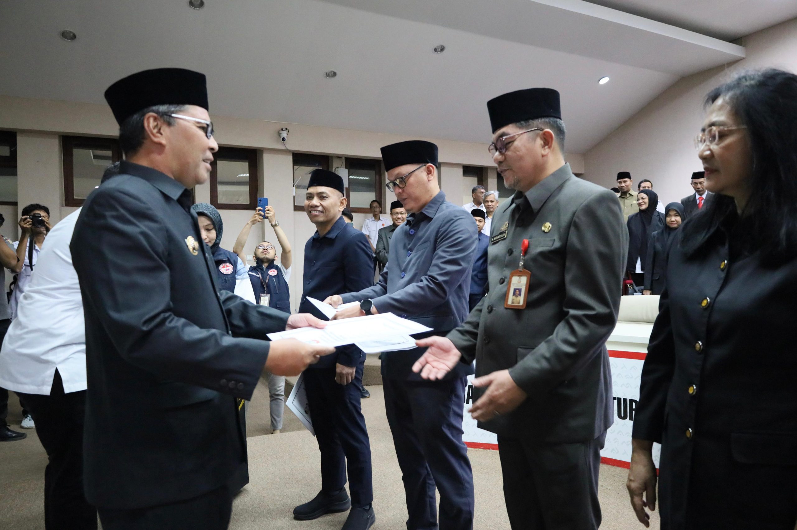 4 Pejabat Baru Disdukcapil Makassar Dilantik
