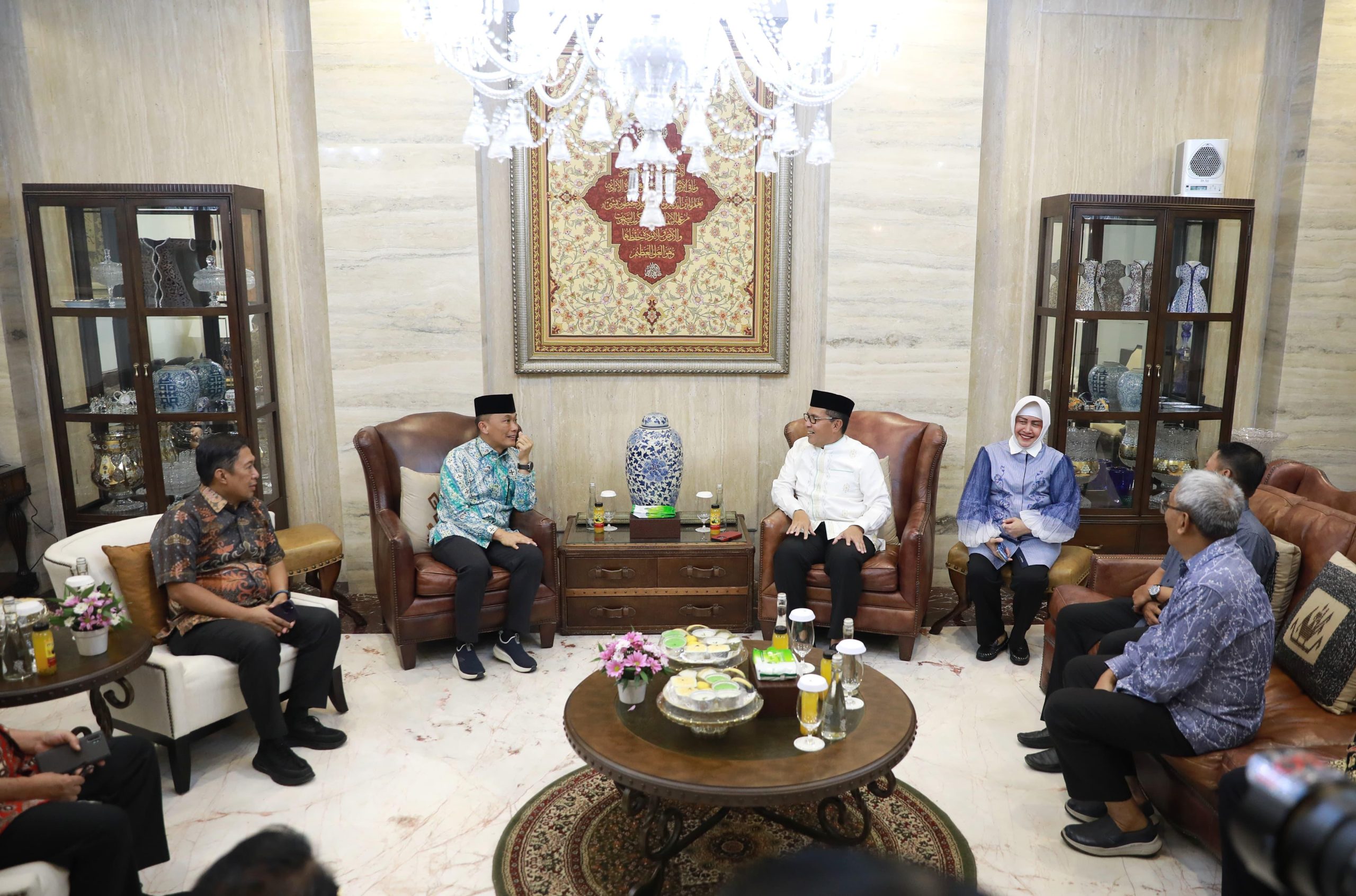 Kunjungan Perdana Pj Gubernur Sulsel Prof Zudan ke Kediaman Wali Kota Makassar