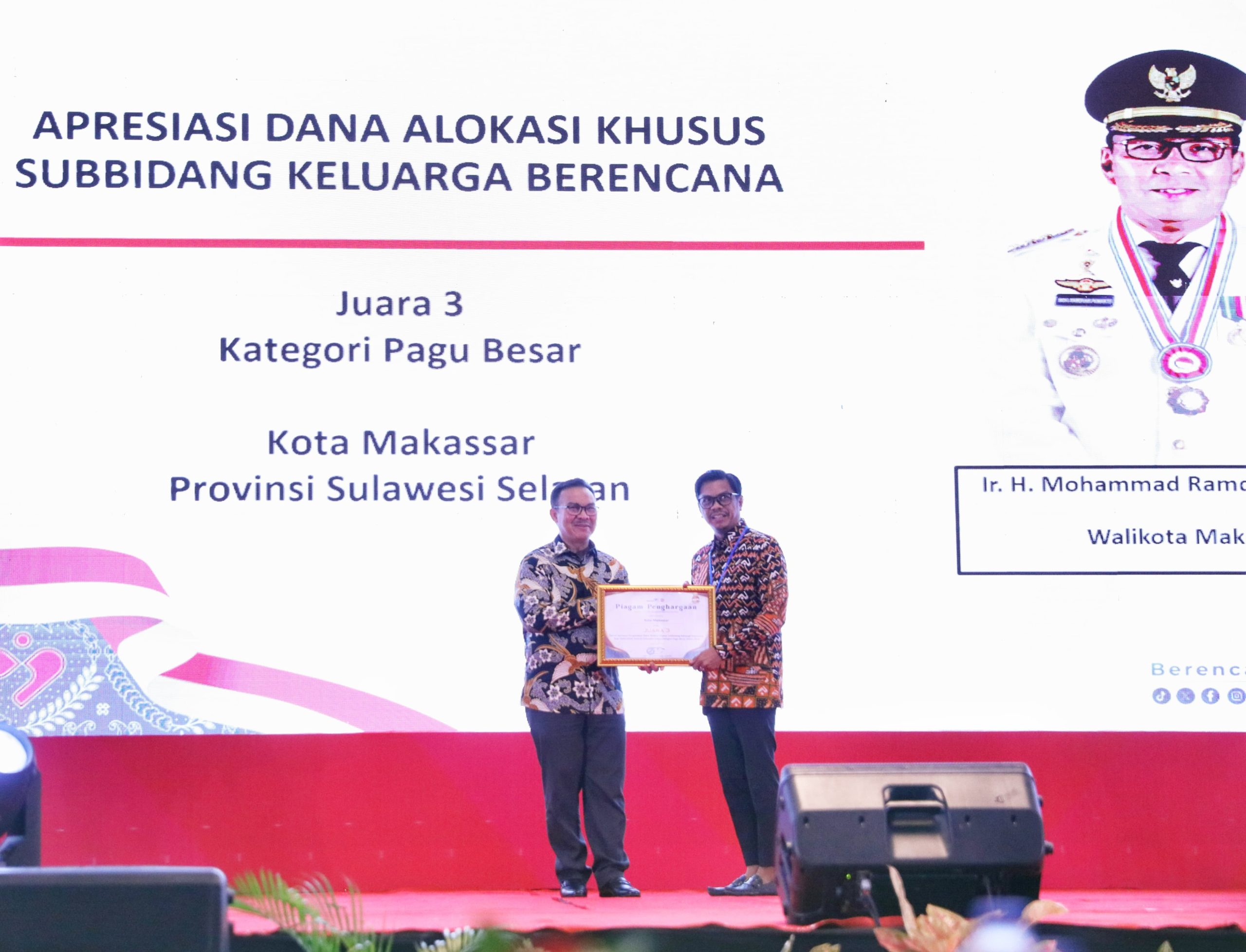 Realisasi Dana BOKB Masuk Kategori Tinggi, Makassar Diganjar Penghargaan dari BKKBN