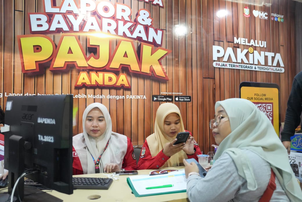 Bapenda Makassar Buka Booth di F8, Bayar PBB Dapat Hadiah Minyak Goreng