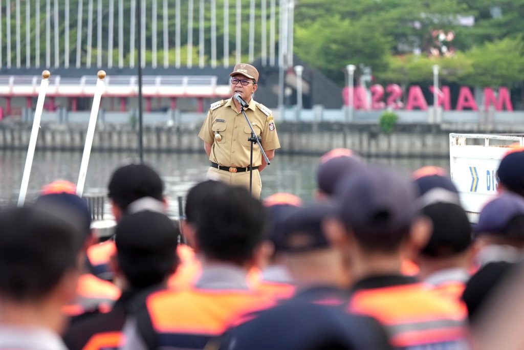 Siaga Banjir, Danny Pomanto Siapkan Layanan 112 Hingga Pengerukan Drainase Gratis