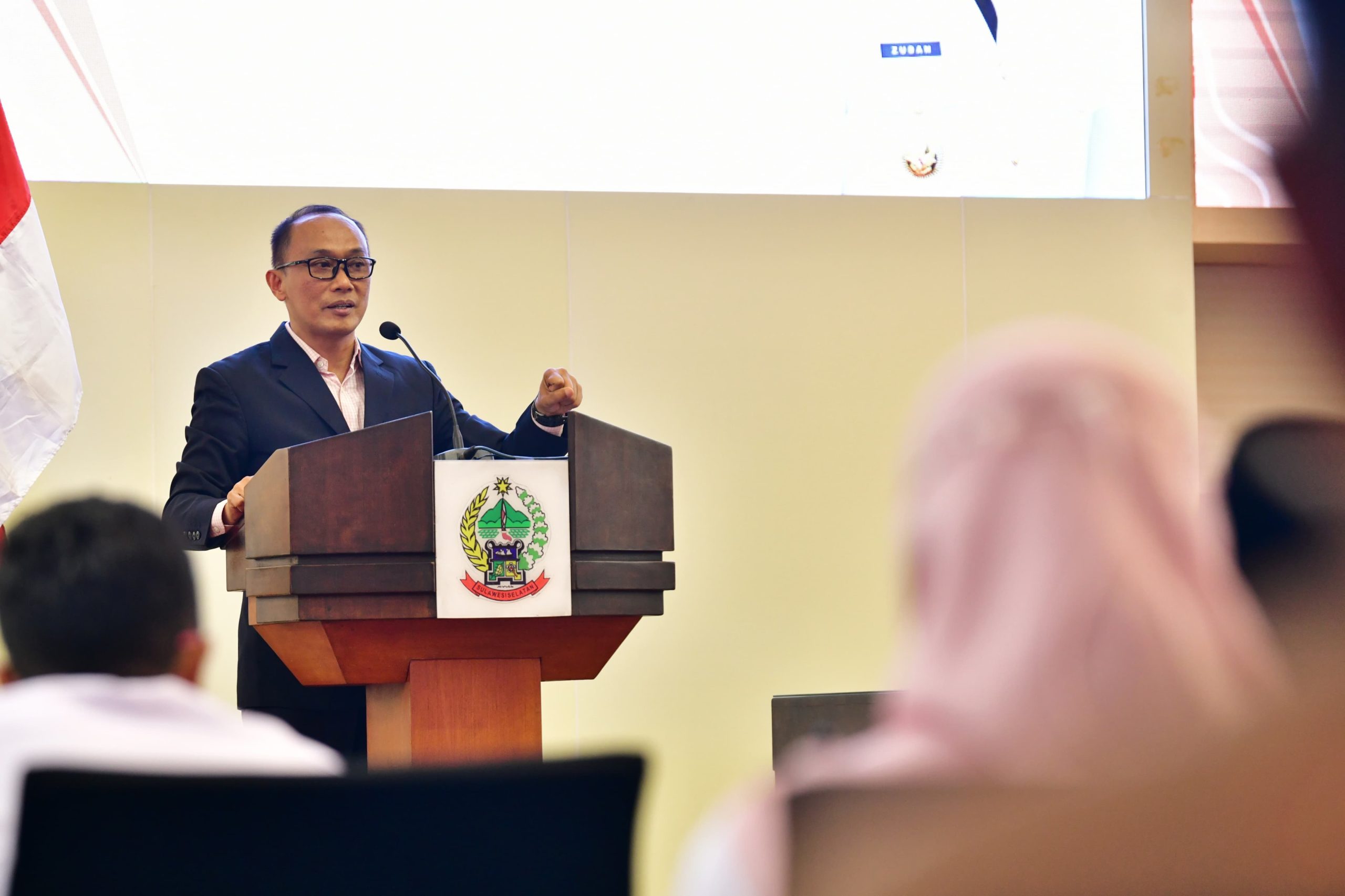 Di Tangan Prof Zudan,Keterbukaan Informasi Publik Pemprov Sulsel Dianugerahi Predikat Informatif