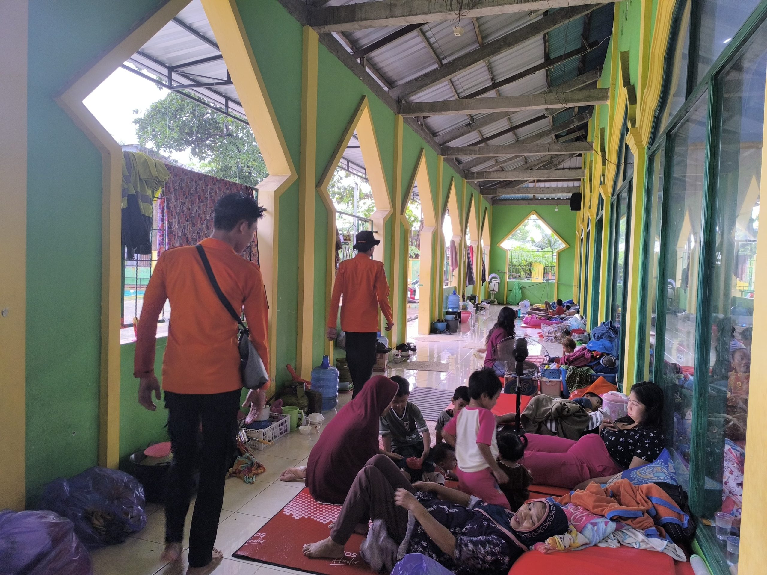 128 Jiwa Mengungsi Akibat Banjir di Makassar Hari Ini