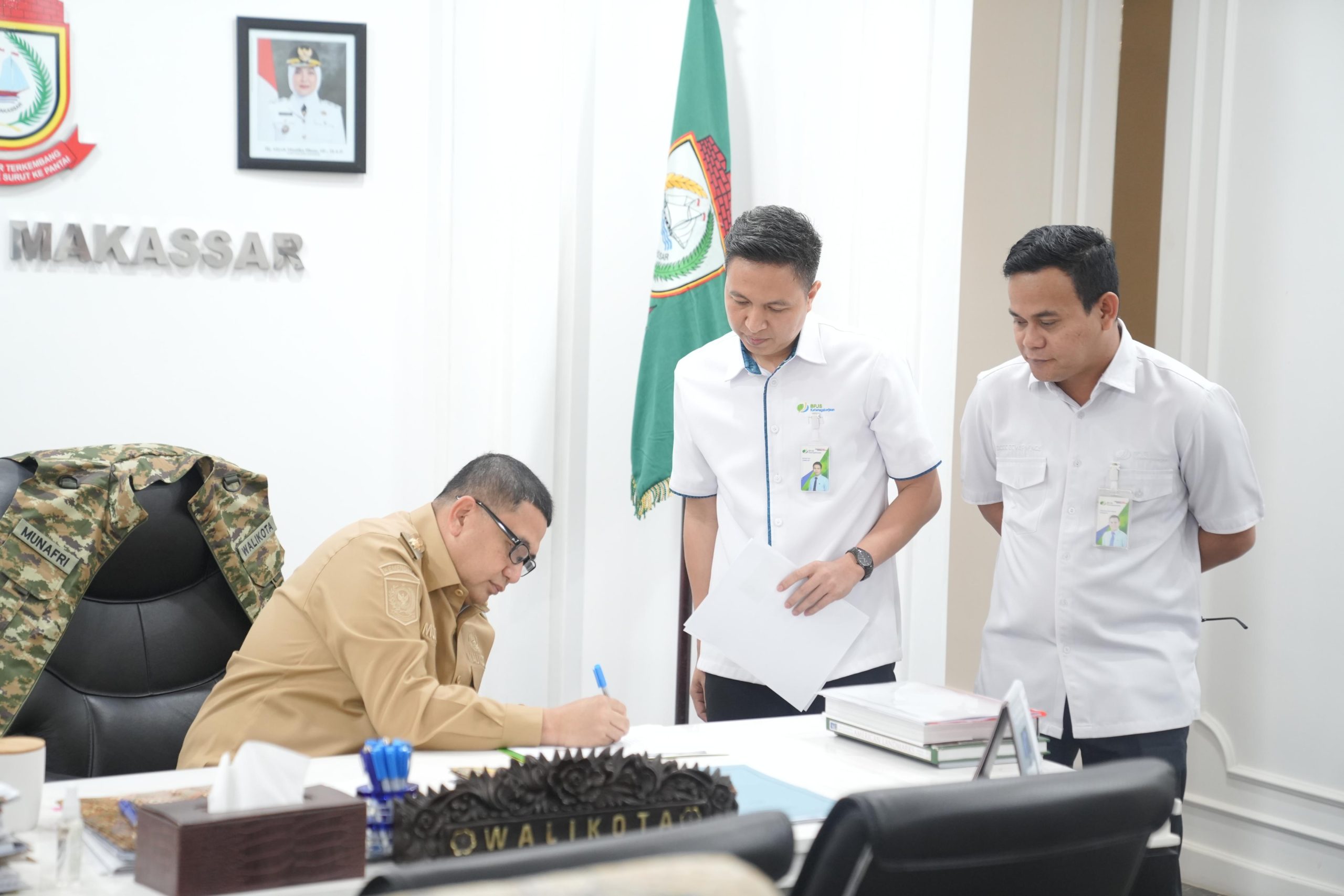 Ketua RT dan RW di Makassar dapat Fasilitas BPJS Ketenagakerjaan