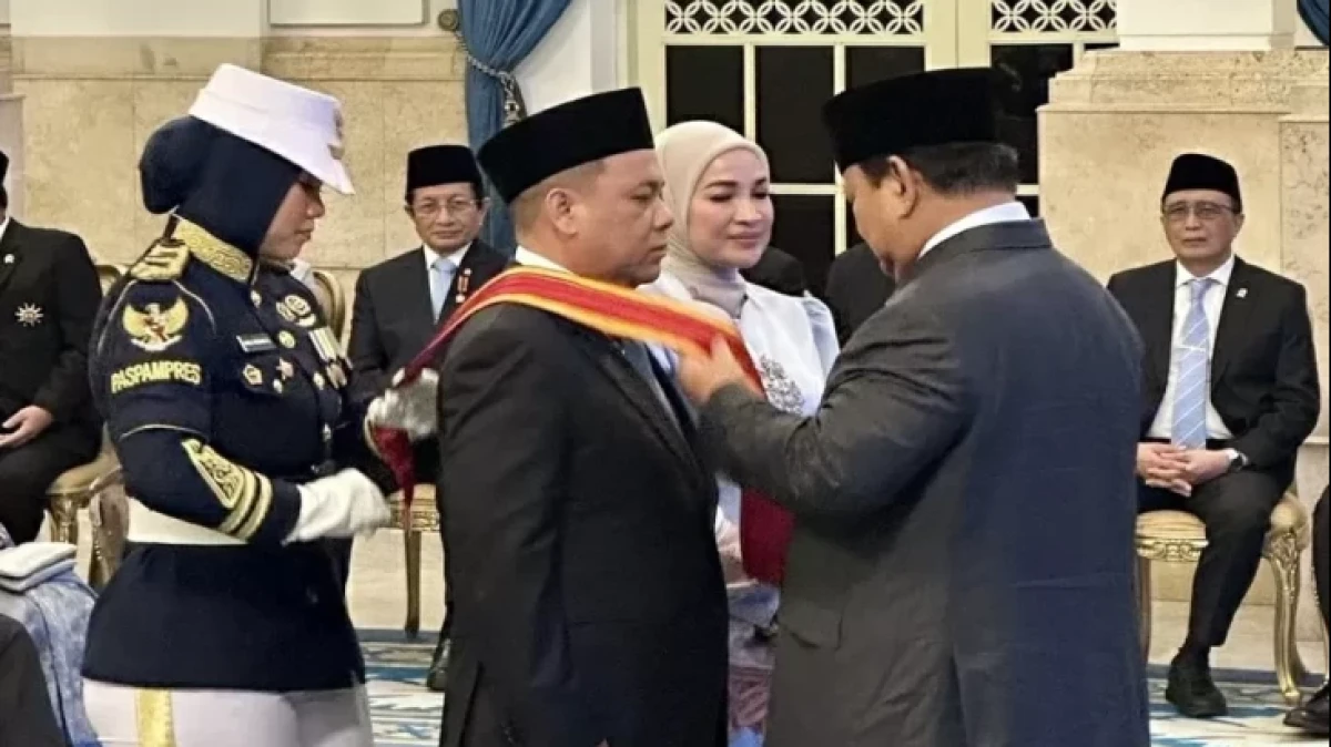 Ini Jasa Haji Isam Hingga dapat Bintang Mahaputra Utama dari Prabowo