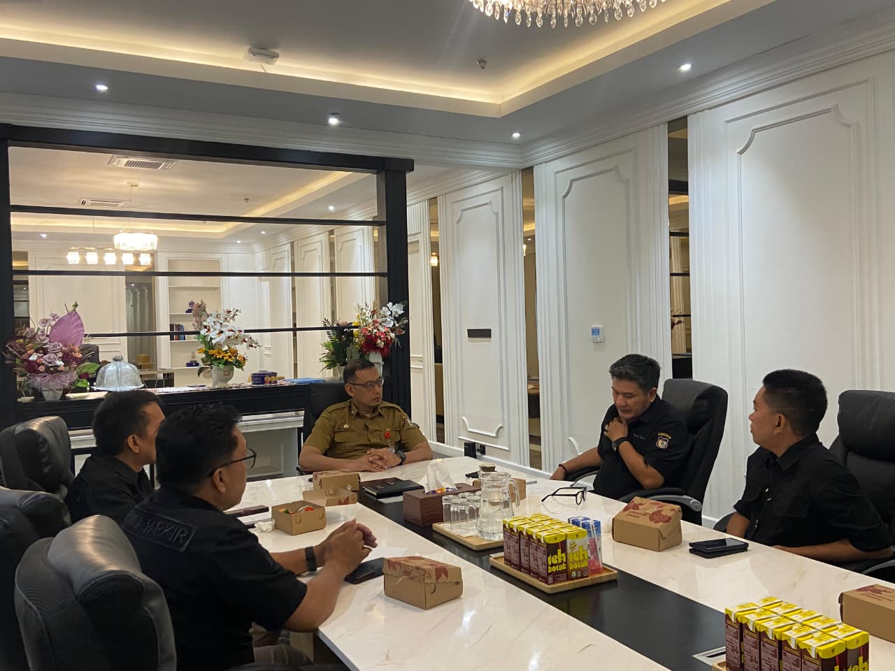 Sekda Dukung Pelibatan Camat dan Lurah di Sosialisasi Digitalisasi Parkir