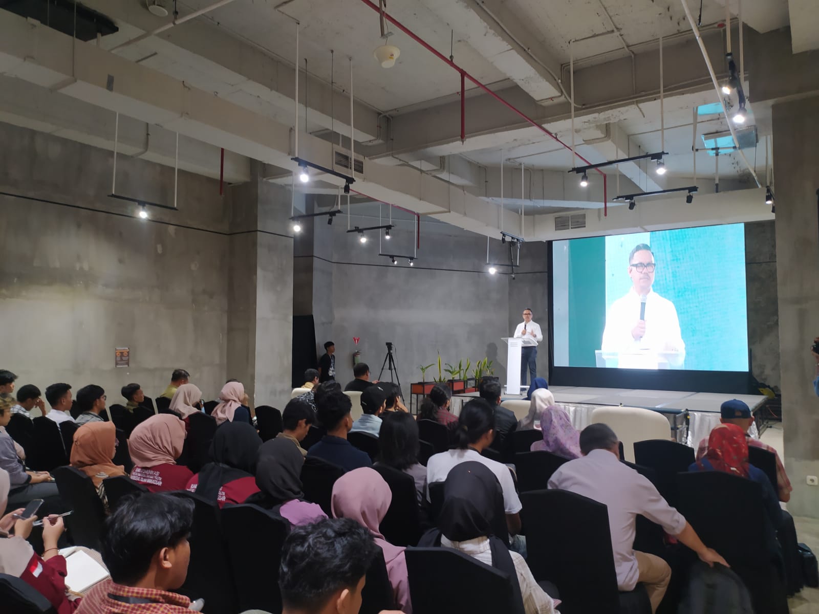 Kabar Makassar dan BBC Media Rumuskan Tindak Lanjut Lawan Misinformasi di Indonesia Timur