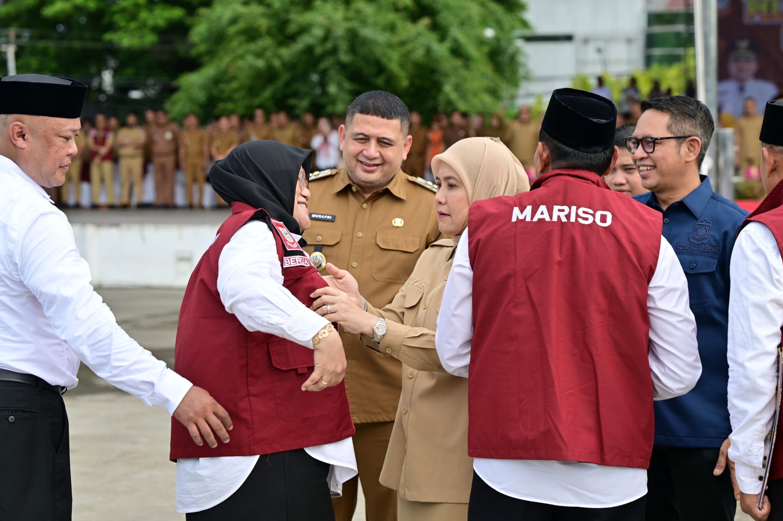 Wali Kota Makassar Lantik Serentak 6.032 Ketua RT dan RW di Lapangan Karebosi