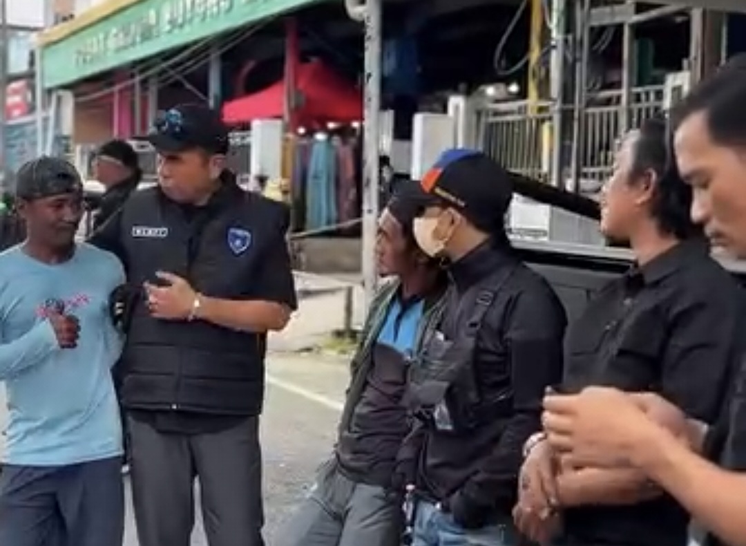 Respons Laporan Warga, TRC Perumda Parkir Makassar Sisir Jalan Haji Bau hingga Sulawesi