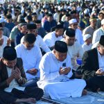 Ribuan Umat Muslim Ibadah Salat Iduladha di Lapangan Karebosi Makassar