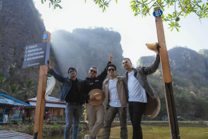 Dari Karst Maros Hingga Balla Lompoa Gowa: Intip Keseruan Touring The Dudas -1 di Sulsel