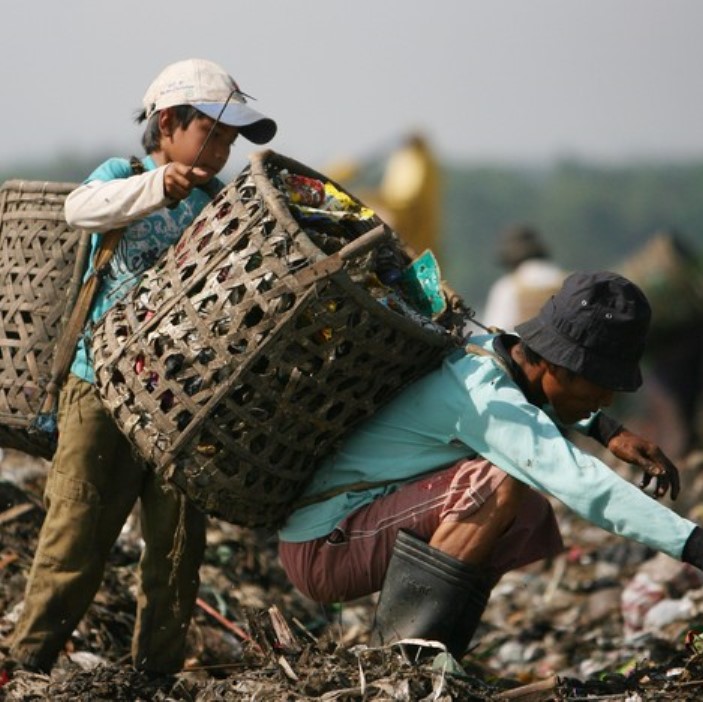 Pemerintah Ganti Istilah Pemulung Menjadi Pekerja Pemilah Sampah, Dapat Diskon BPJS Ketenagakerjaan 50 Persen