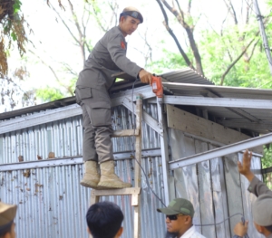 Puluhan Tahun Beridir di Atas Fasum, 3 Bangunan Liar di Jalan Petintis Kemerdekaan