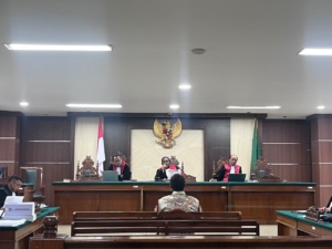 Sidang Korupsi Bibit Nanas Rp52,4 M: Mantan Pj Gubernur Sulsel Bantah Terima Suap, Auditor Bongkar Pengondisian