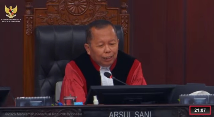 MK Putuskan Gugatan Ijazah Wapres Gibran Tidak Dapat Diterima